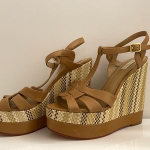 LAUREN Ralph Lauren Platform Leather Sandals Like New size 11 B